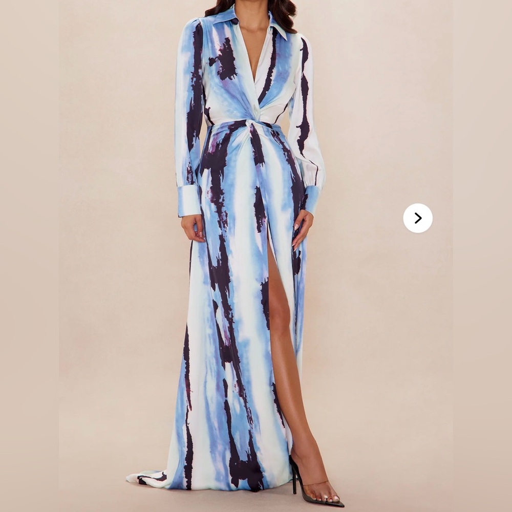 Fashion Nova Blue and White Long Sleeve Dress